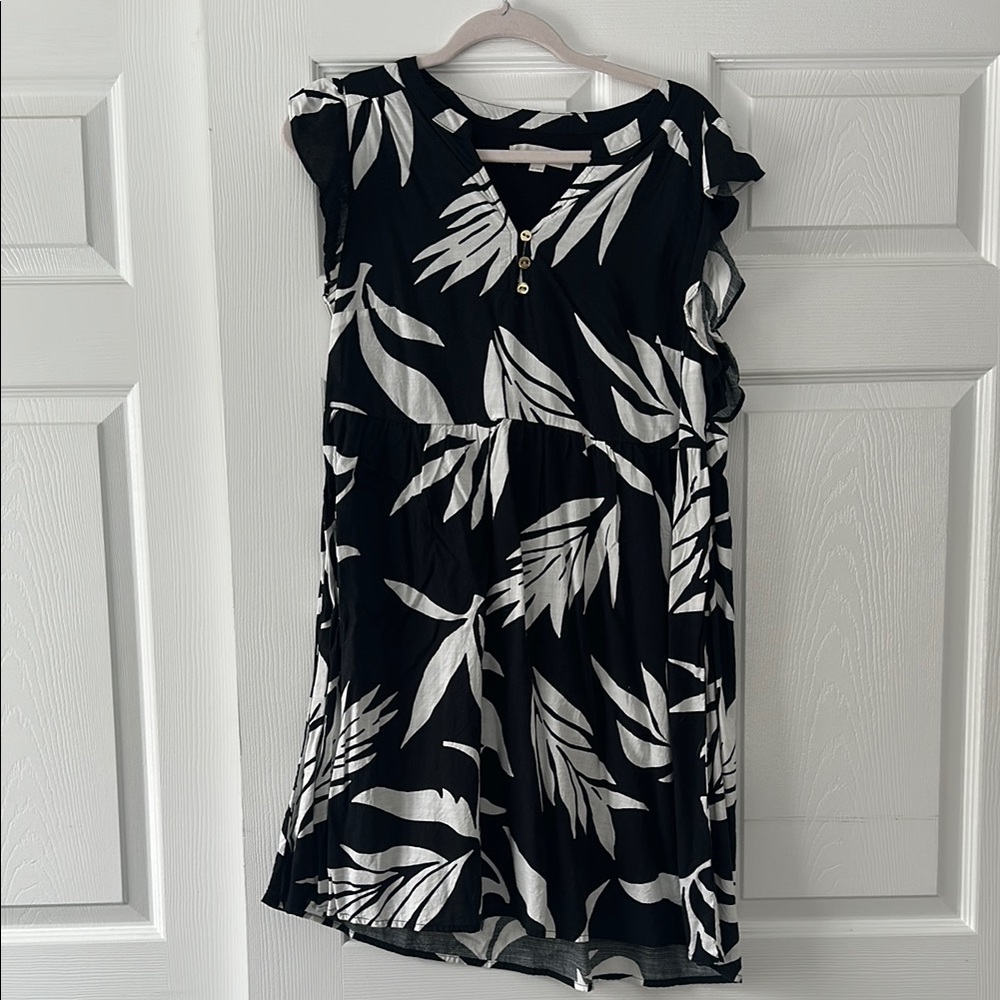 Black and White Leaf Print Dress